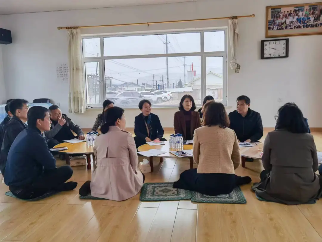 吉林省婦聯黨組書記、主席王萍一行赴慶榮村調研